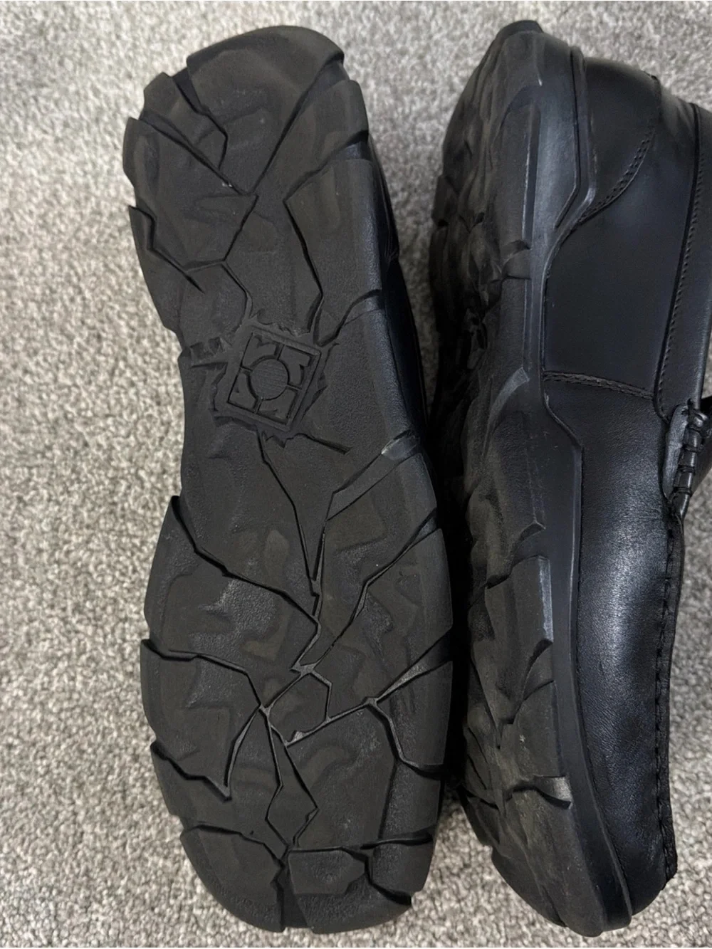 Kenneth Cole Reaction Black Leather Slip-On Loafers for Men